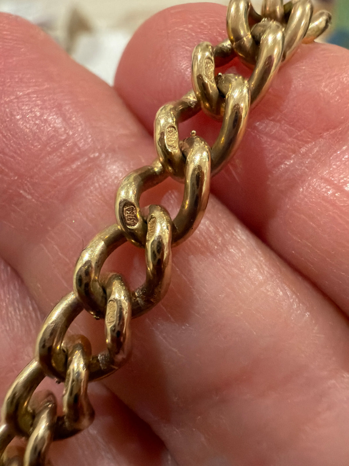20” Antique English Yellow 9ct Gold Double Dog Clip Curb Chain