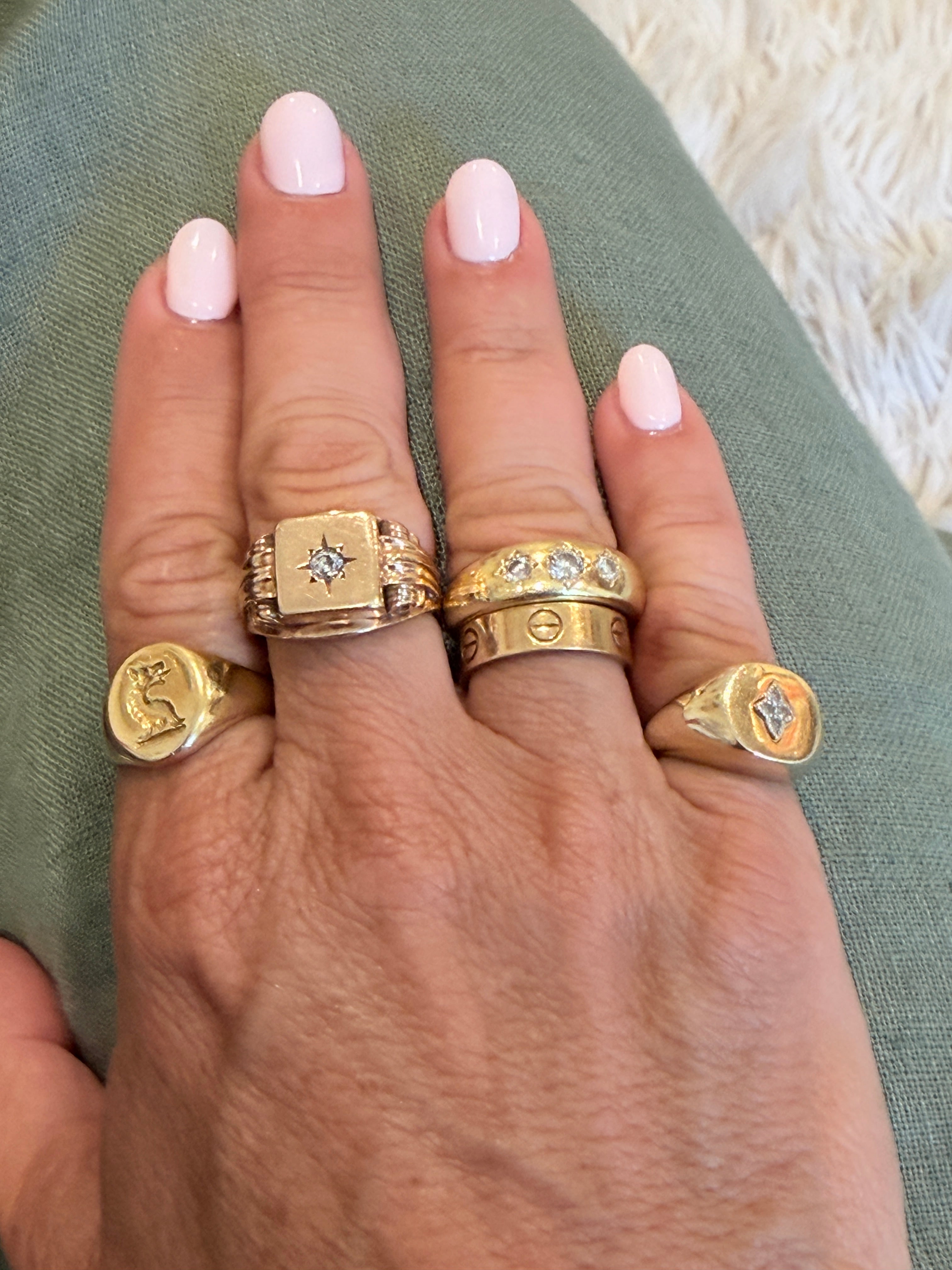 Vintage 9ct Gold Diamond Signet Ring