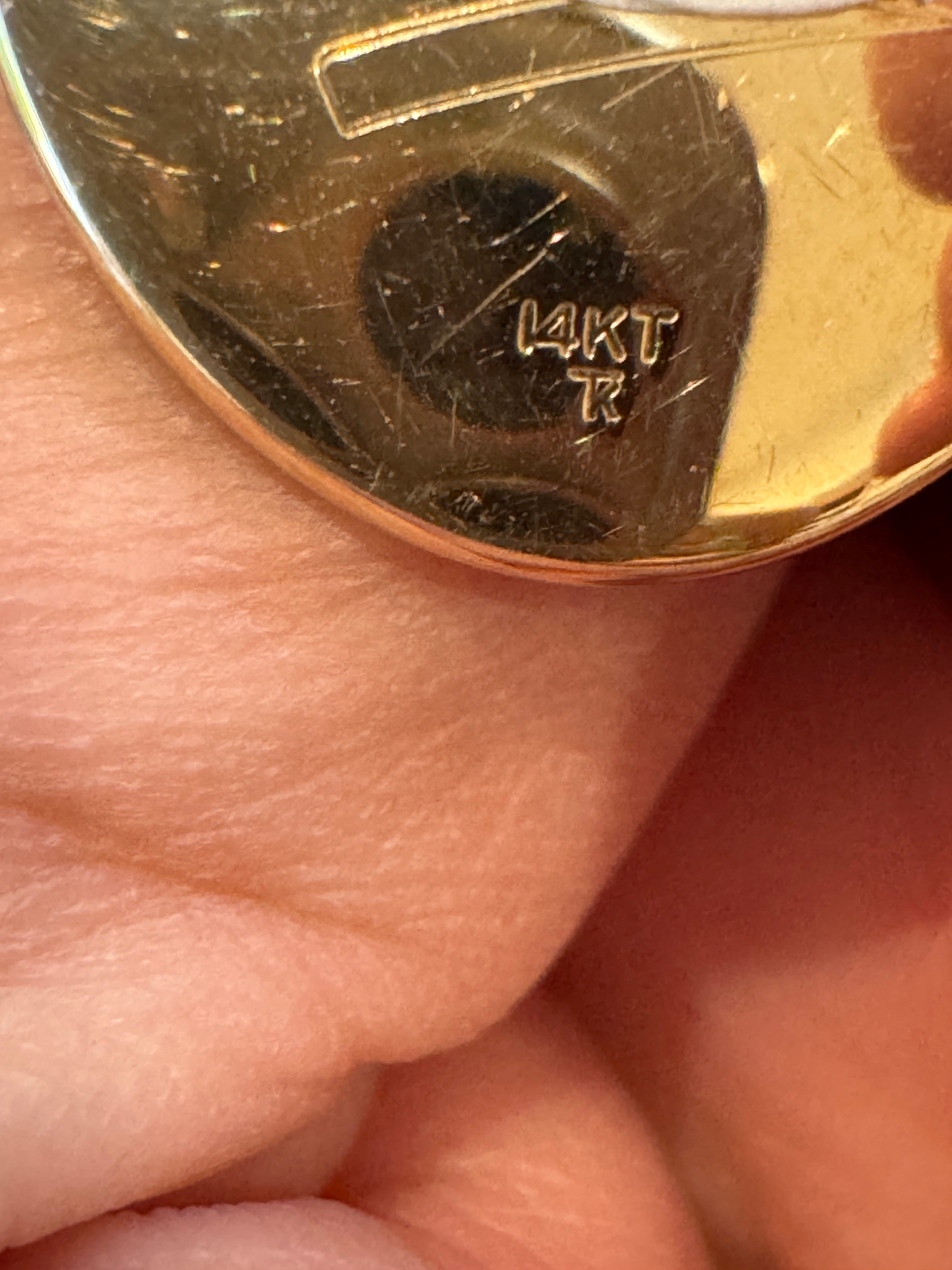 Vintage Gold Oval Locket