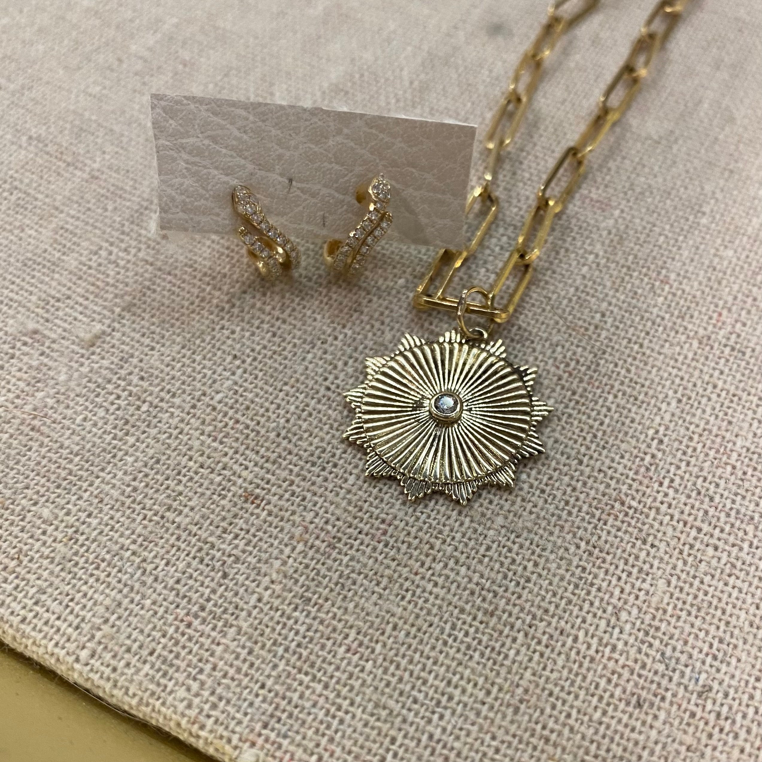Throw Back Gold Sunburst Charm