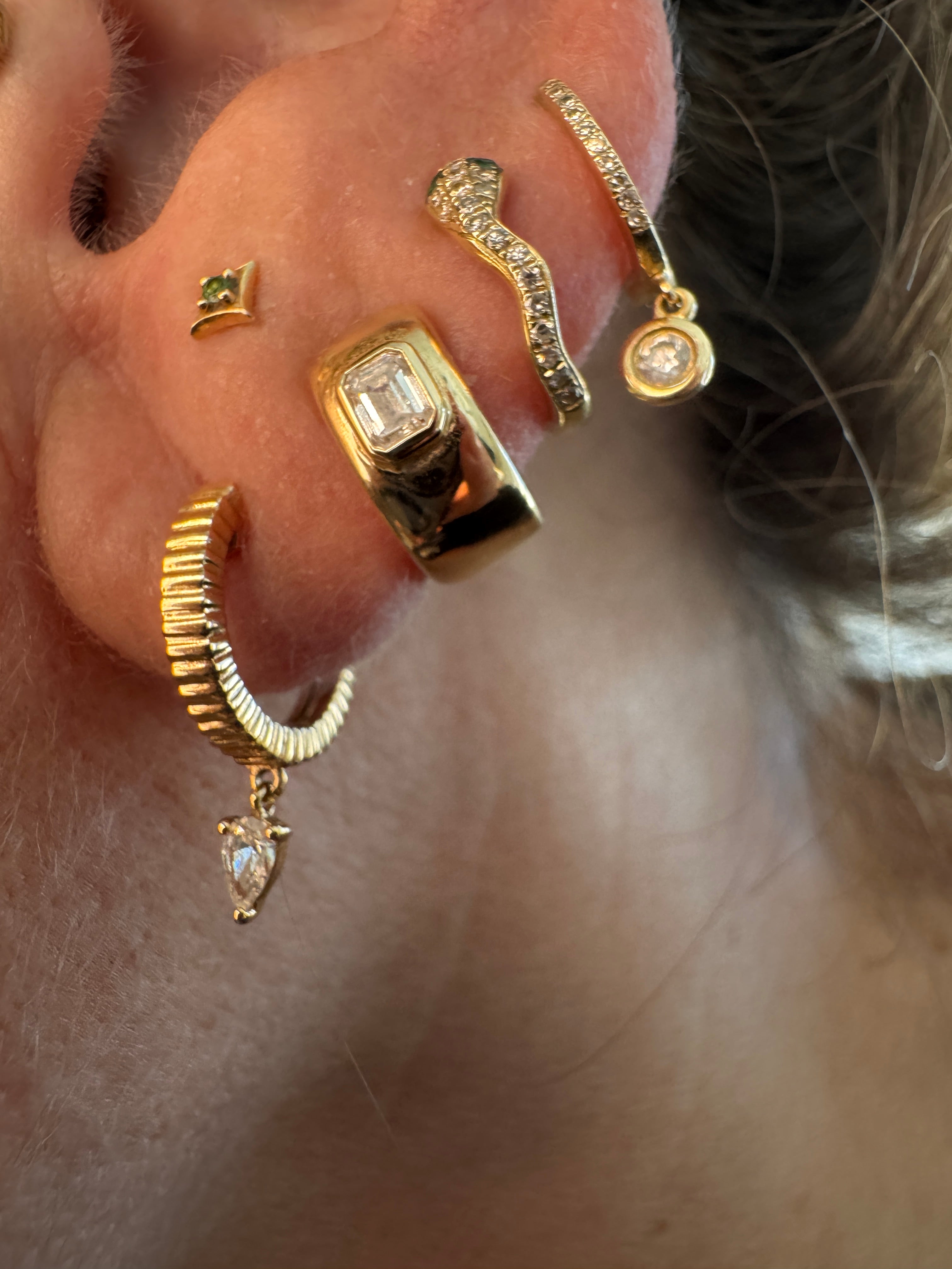 Engine Turned Diamond Huggies